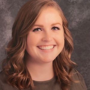 Meet your Posher, Courtney